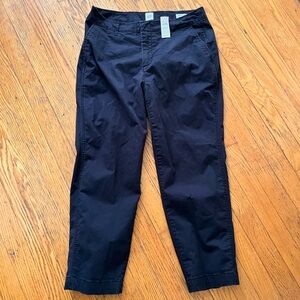 BNWOT Gap Factory Mid-Rise Downtown Khaki pants black THIS SEASON 8P